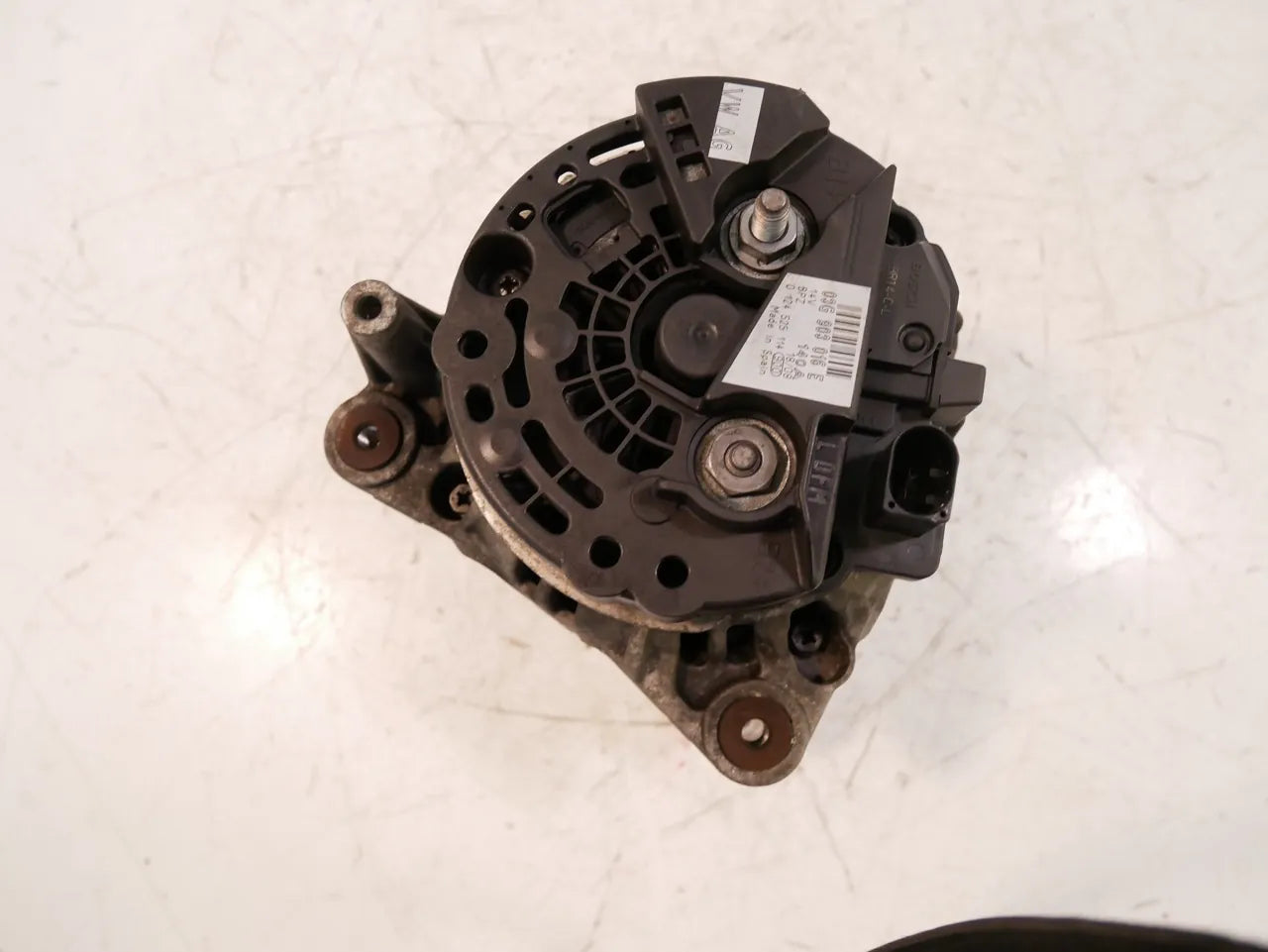 Alternador Audi A4 B8 A5 Q5 2.0 TDI CAGB CAG 03G903016E