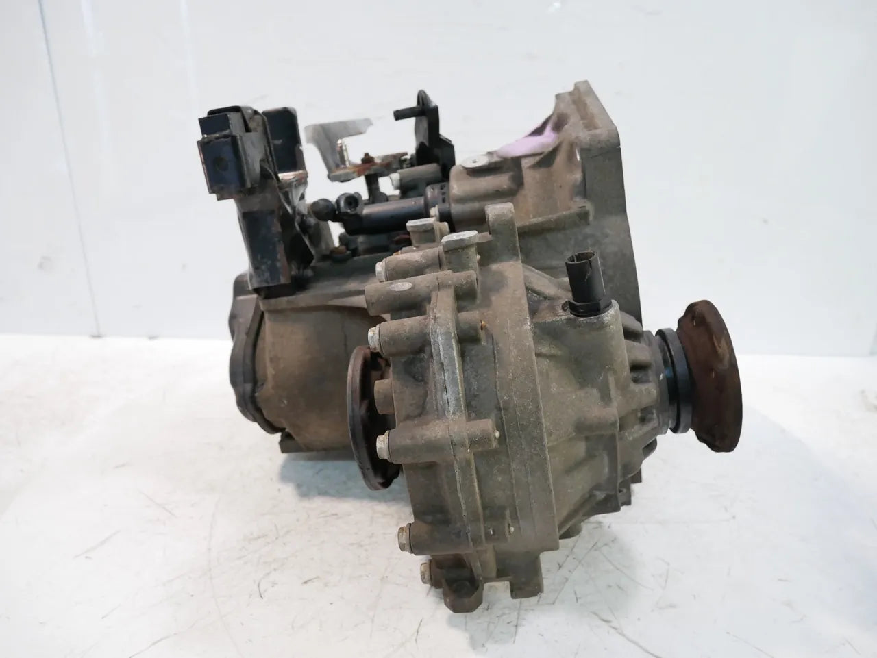 Caja de cambios manual Audi Seat A3 Ibiza 1.6 TDI CAYC KFK 5 velocidades 02R300041NX