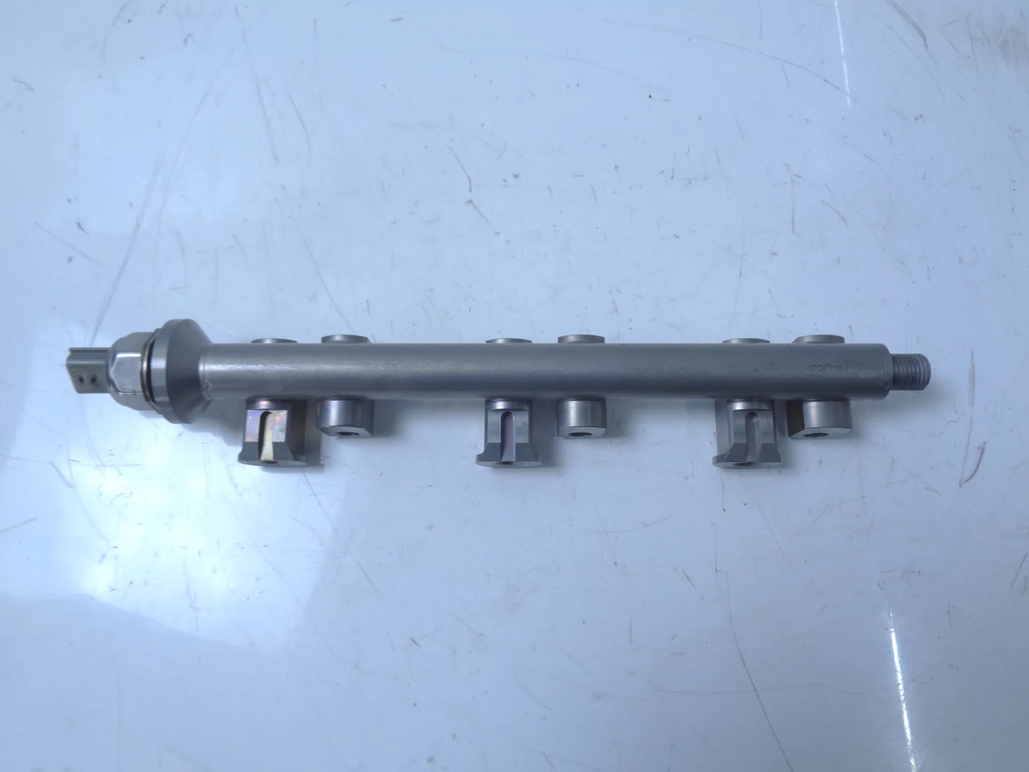 Barra de inyectores Nissan X-Trail T33 1.5 KR15DDT KR15