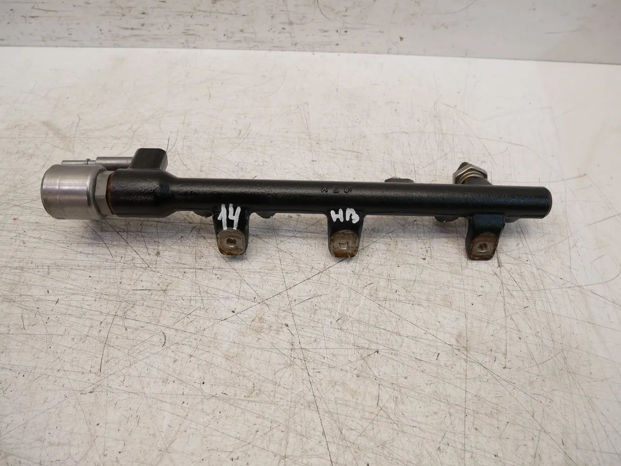 Carril del inyector Nissan Navara NP300 2.3 DCI YS23DDTT YS23E280 HMLGT7359R