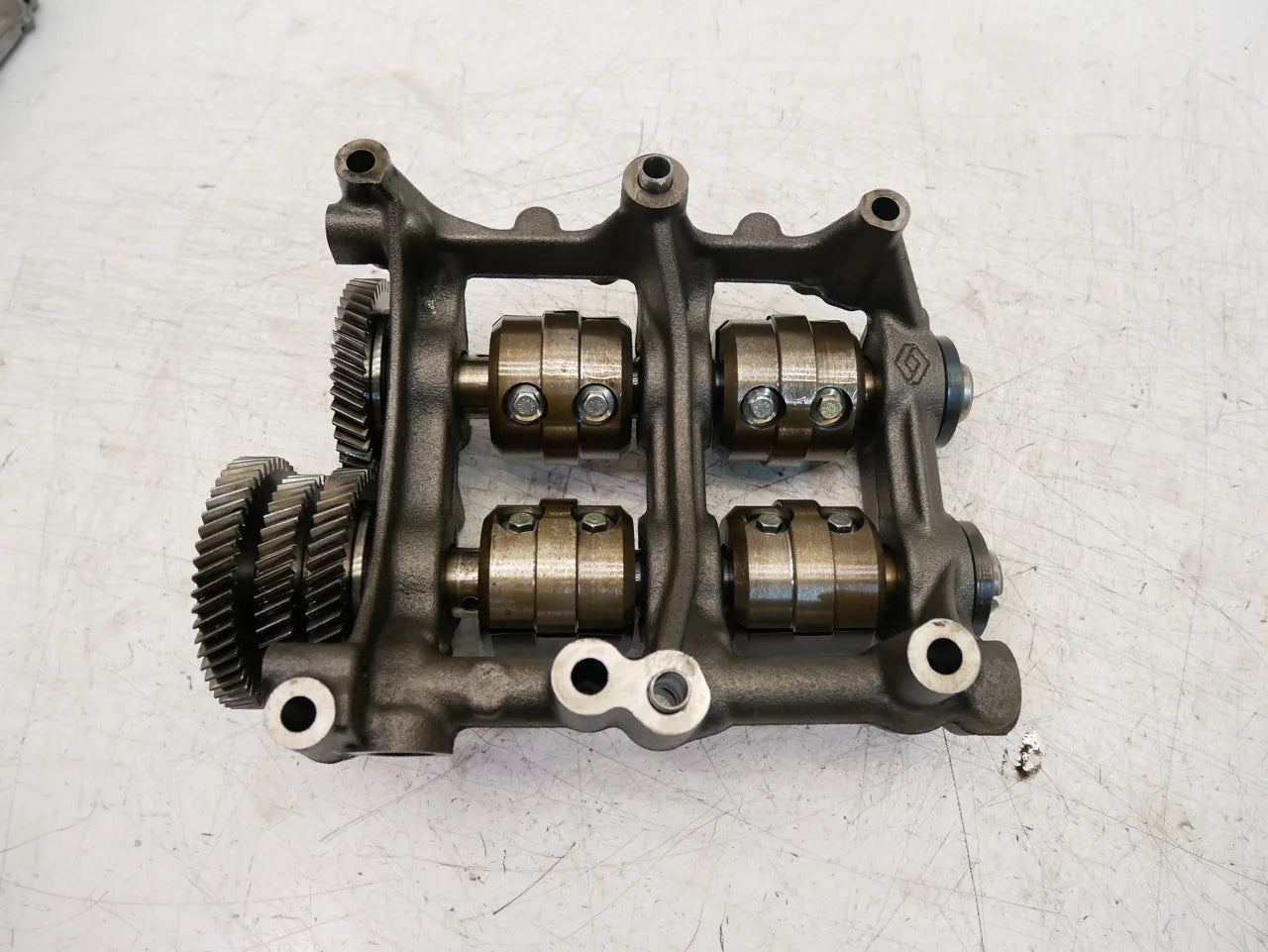 Módulo de eje de balanceo Nissan Navara NP300 2.3 YS23DDTT YS23E280 926005524R