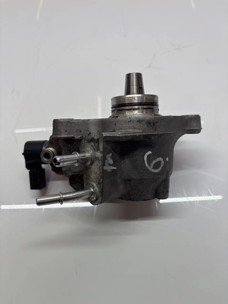 Bomba de alta presión Ford Transit V362 2.0 EcoBlue YLF6 GK2Q-9B395-AA