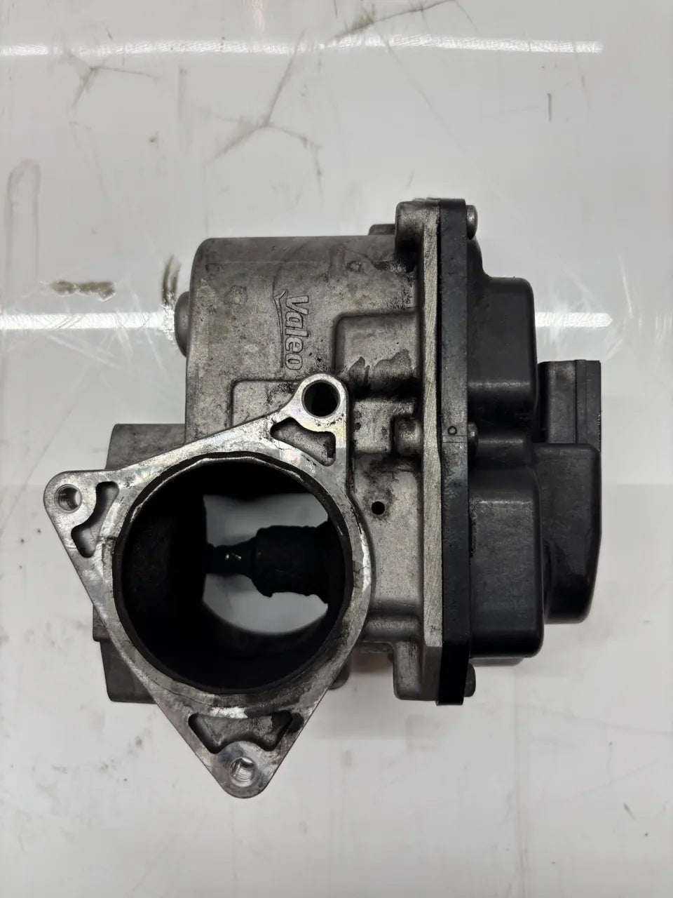 Válvula EGR Audi A4 B8 A5 A6 C6 Q5 2.0 TDI CAGB CAG 03L131501G