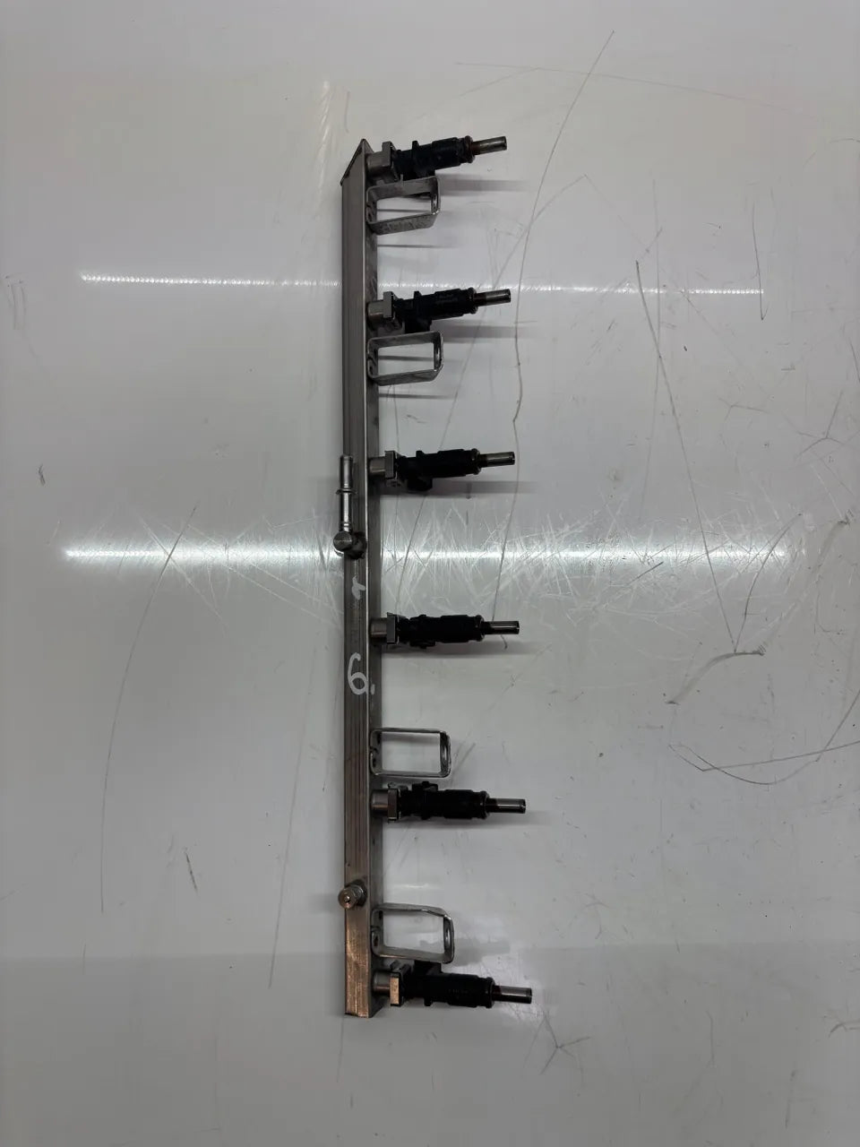 Carril del inyector BMW Z4 Roadster E89 2.5 sDrive 23 i N52B25A N52 7542544