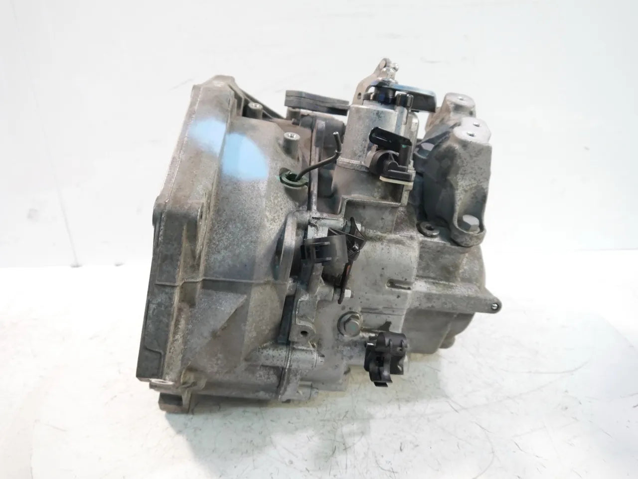 Caja de cambios manual Opel Astra J 2.0 CDTI A20DTH A20 LBS F40 95519511 55593601