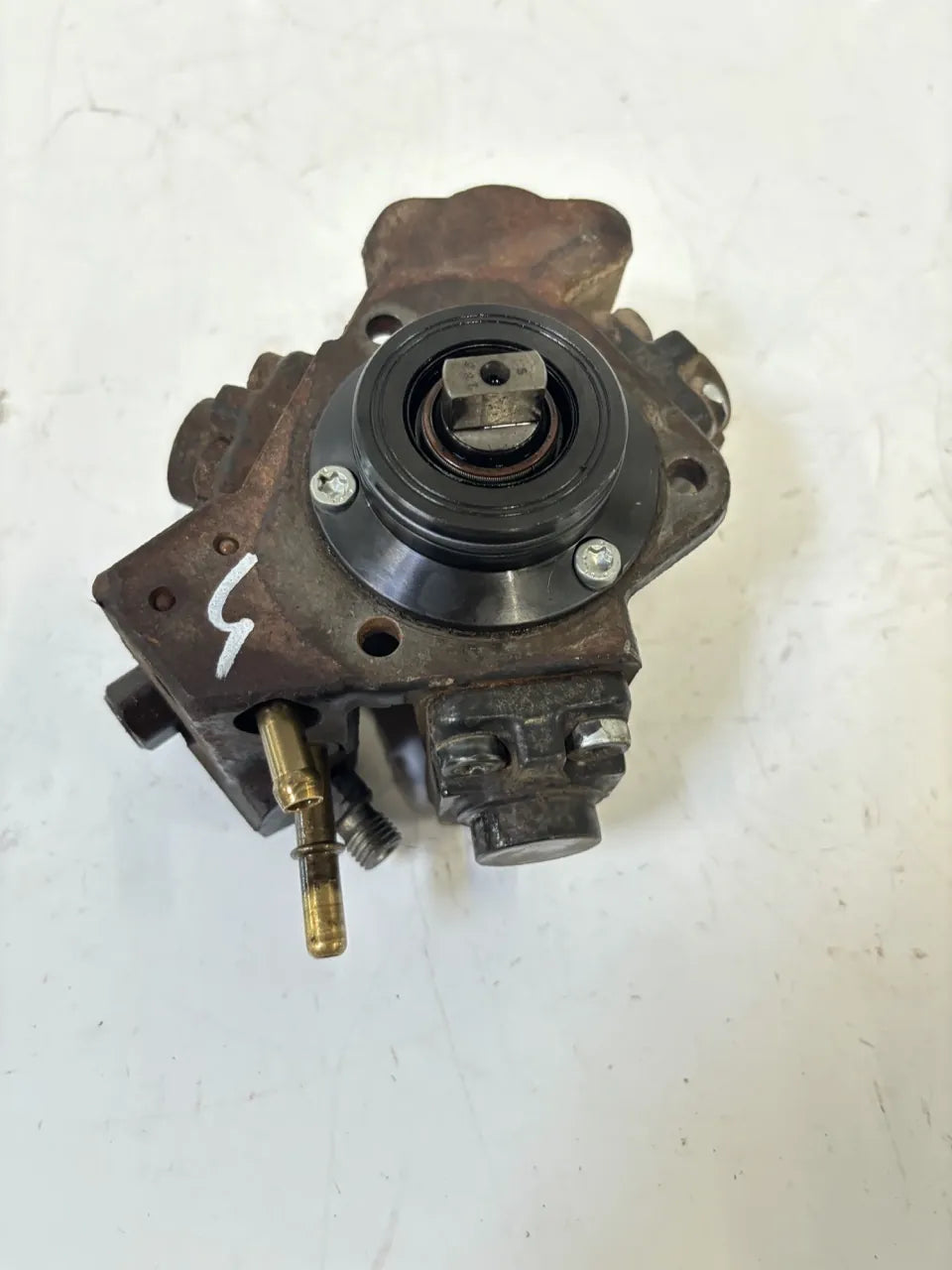 Bomba de alta presión Opel Corsa D 1.3 CDTI A13DTR LSF 55572537