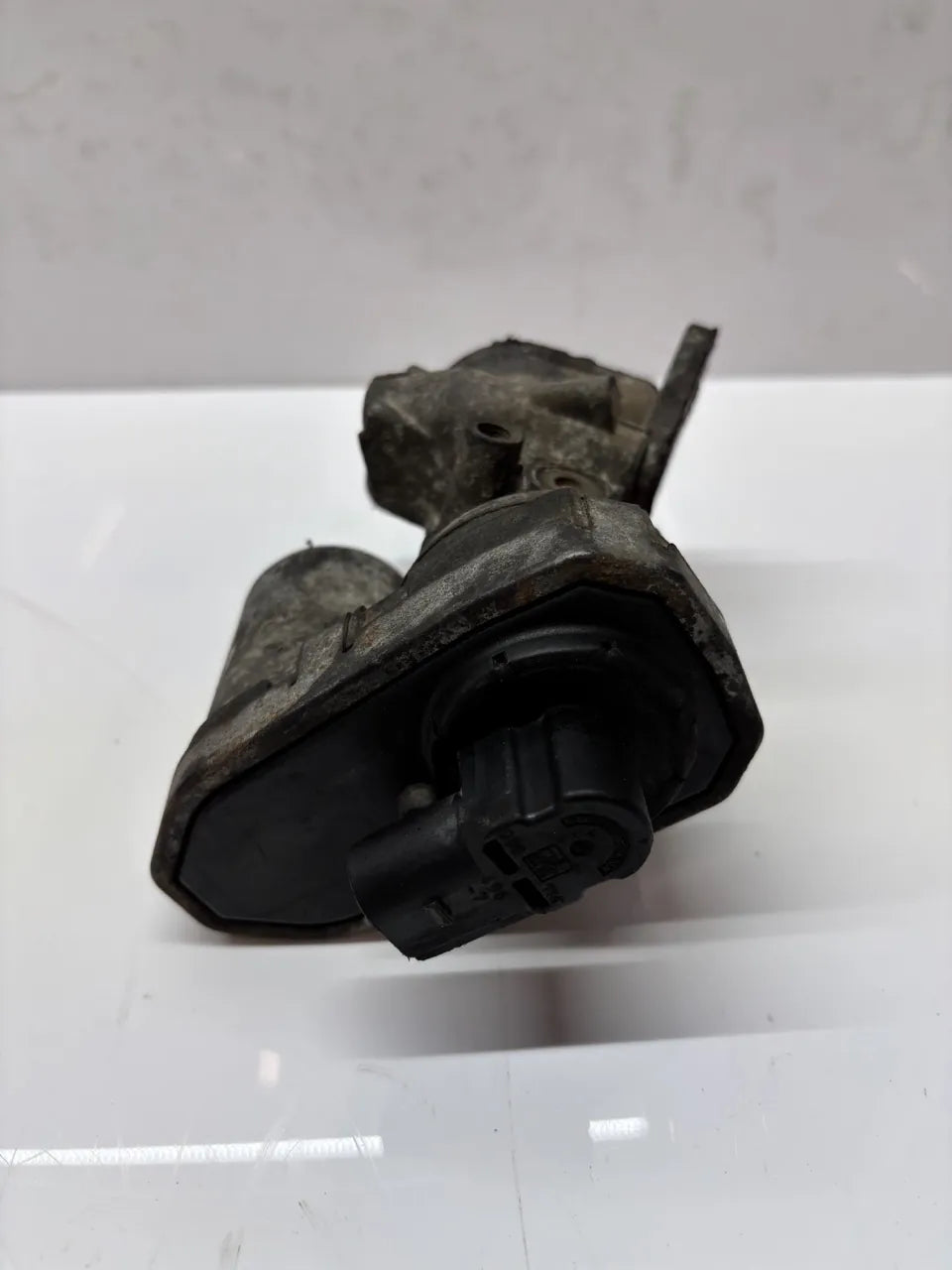 Válvula EGR Ford Transit FZ 2.2 TDCi P8FA 8C1Q-9D475-AA
