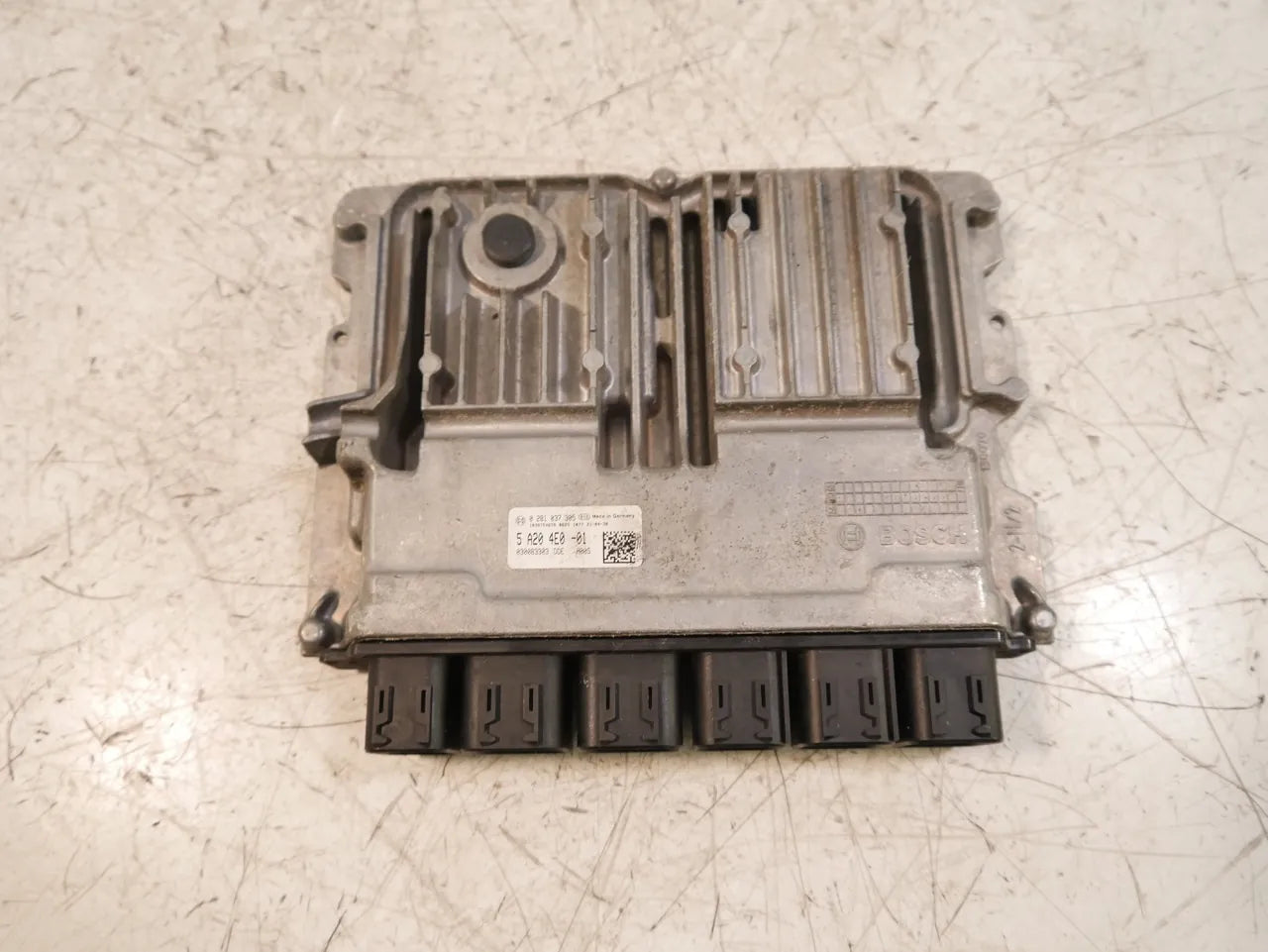 Unidad de control BMW Serie 3 G20 3.0 330 d xDrive B57D30B B57 0281037305 5A204E001