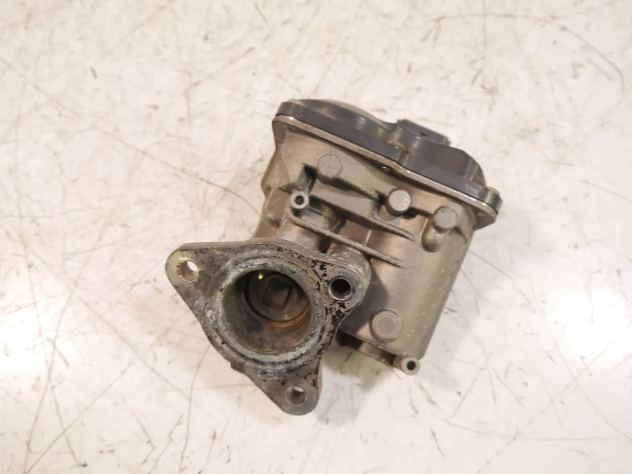 Válvula EGR Renault Megane 1.5 DCI K9K636 K9K 8201143495
