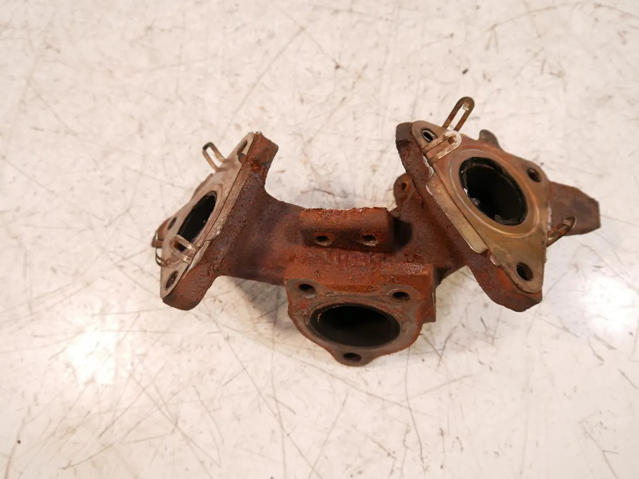 Tubo de escape Mercedes-Benz Sprinter 3.0 CDI 642.896 OM642.896 A6421410606
