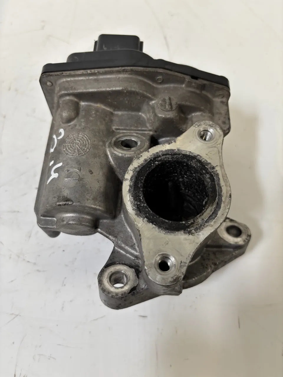 Válvula EGR Nissan Qashqai II 1.5 dCi K9K636 K9K 147104647R