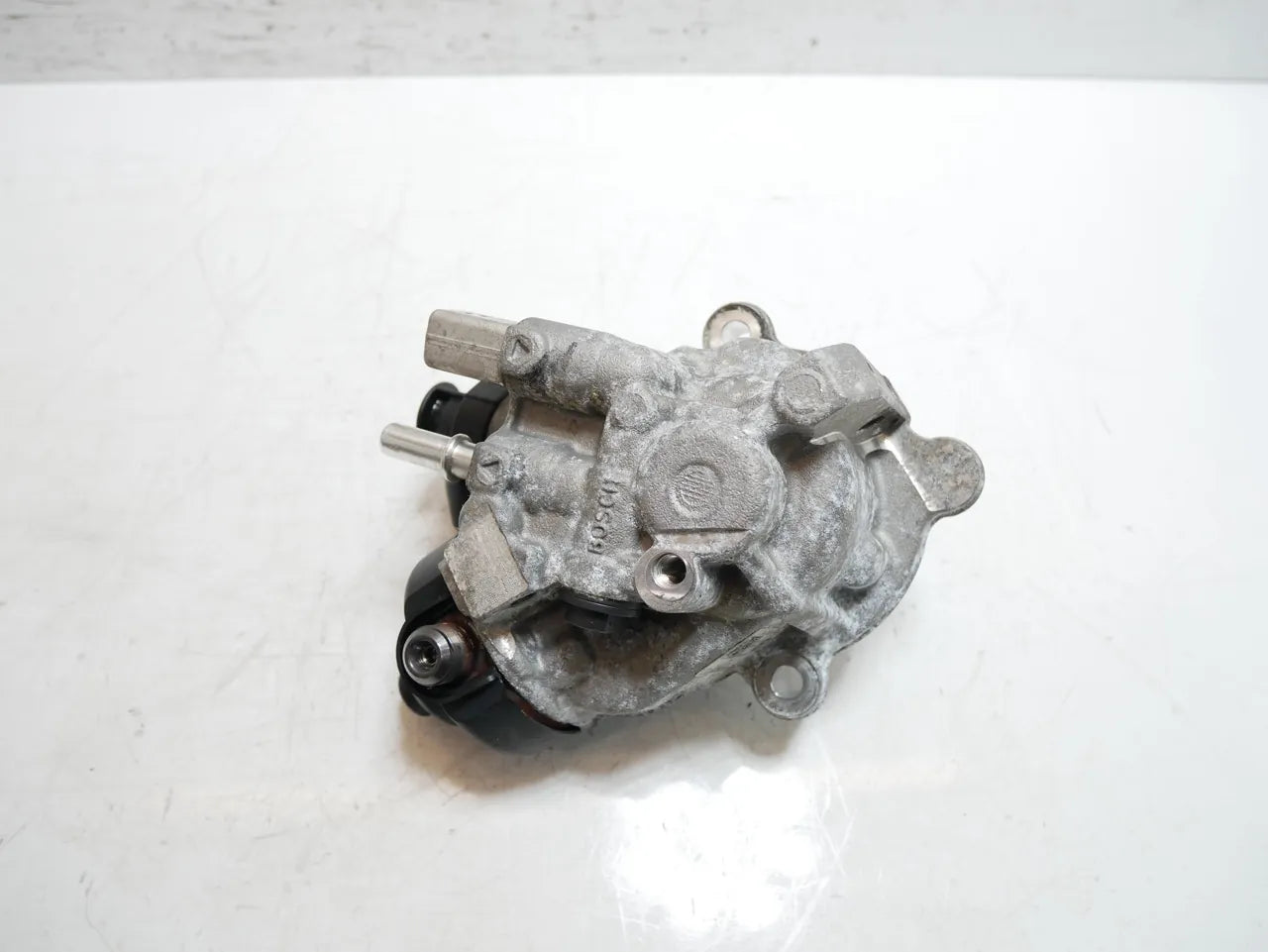 Bomba de alta presión BMW Serie 1 F20 F21 1.5 d 114 116 B37D15A B37 8511626 0445010764
