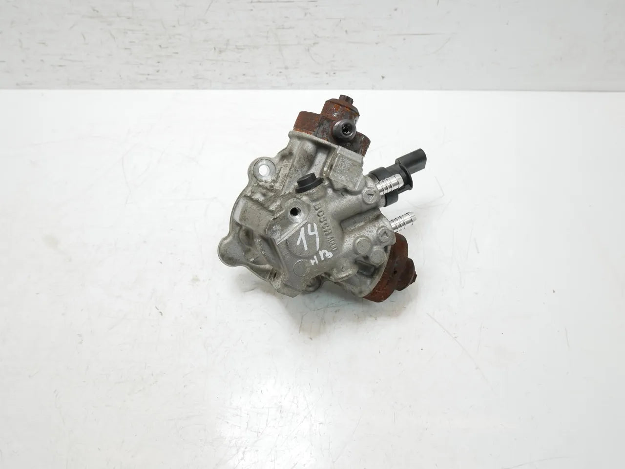 Bomba de alta presión BMW Serie 3 F30 F31 3.0 330 d N57D30A N57 7823463 0445010634