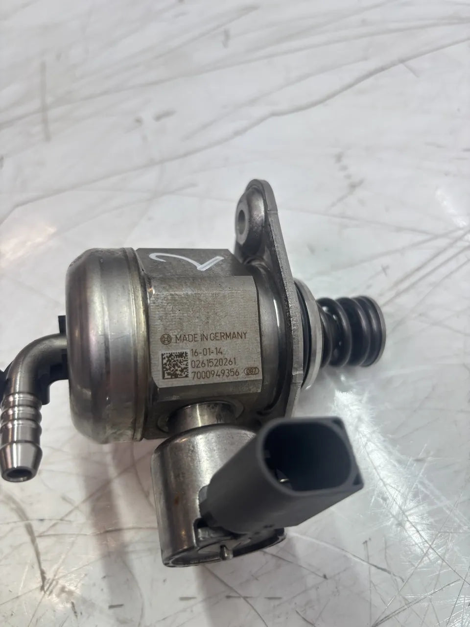 Bomba de combustible Volkswagen Audi Seat Skoda Golf A1 1.4 TSI TFSI CZCA CZC 04E127025B