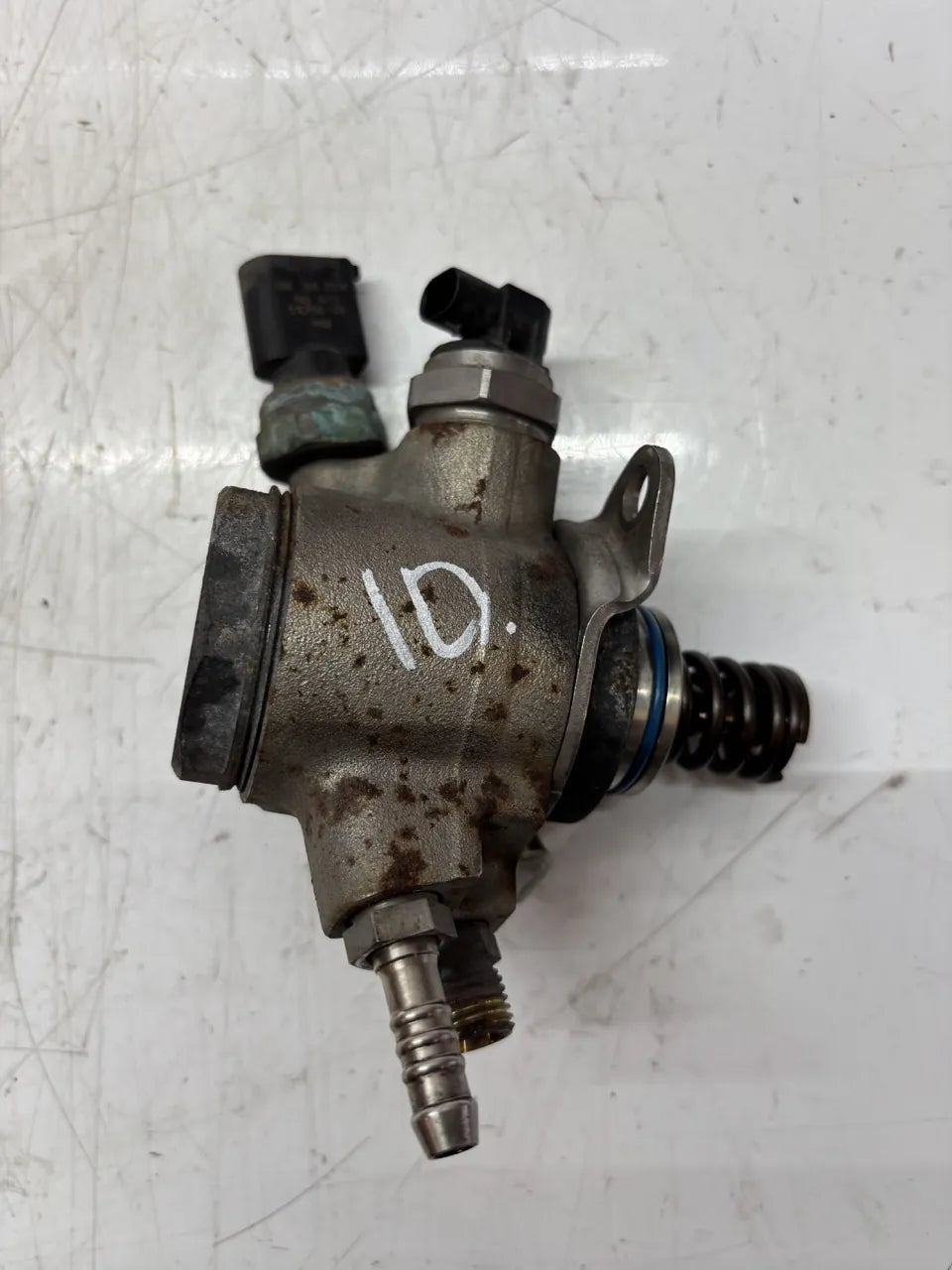 Bomba de combustible Audi A4 S4 B8 A5 S5 3.0 Quattro CGWC CGW 06E906051K