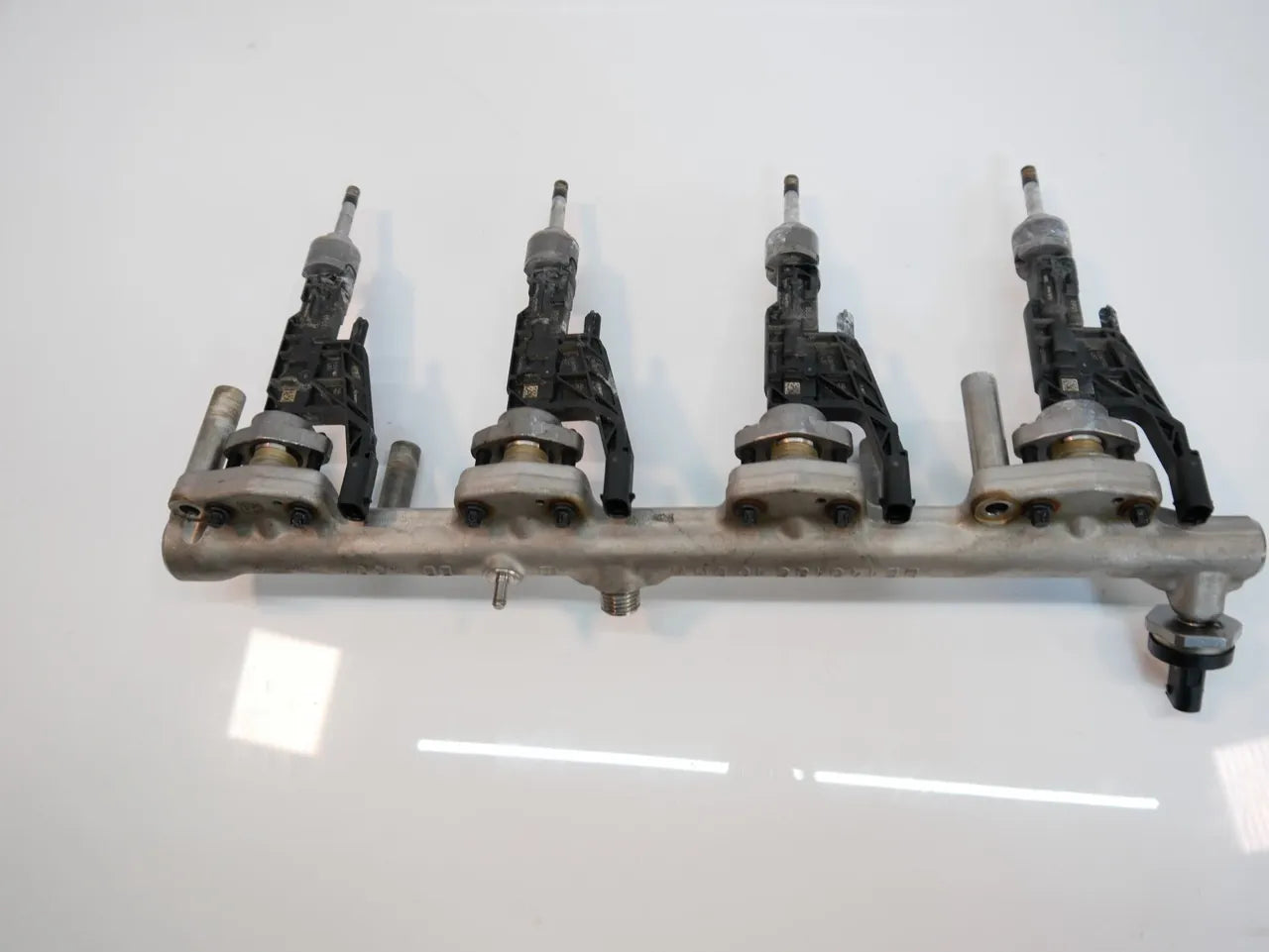 Riel inyector Mini BMW F60 Clubman 2.0 S B48A20F B48 8665633