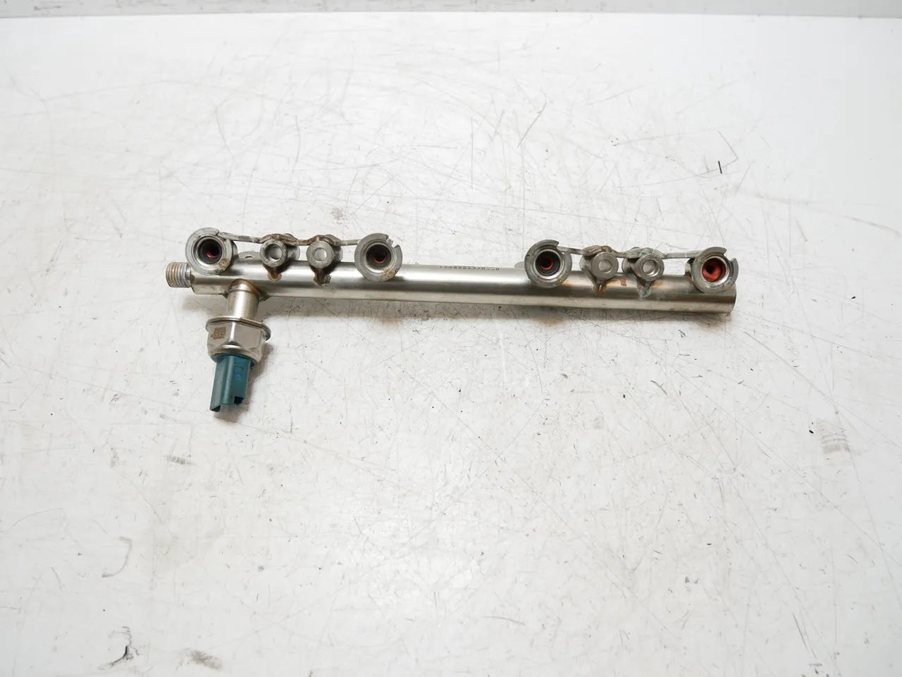 Rampa inyectora Renault Nissan Captur Duster 1.2 TCe H5F408 H5F 175226637R