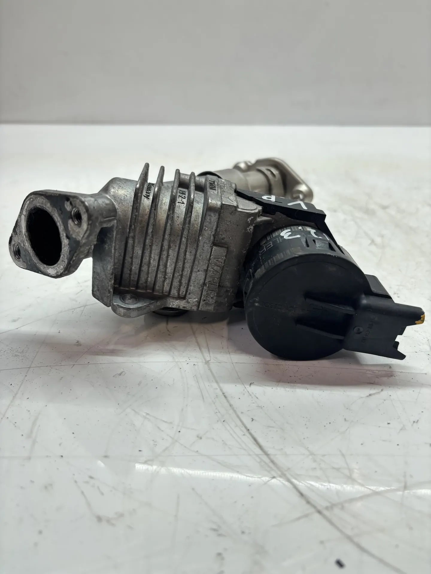 Válvula EGR BMW Serie 3 E90 E91 E92 E93 2.0 320i N43B20A N43 7563241