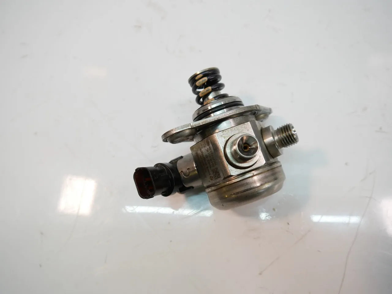 Bomba de combustible Land Rover Evoque 2.0 PT204 AJ20P4 H4P3-9D374-AB 0231520435