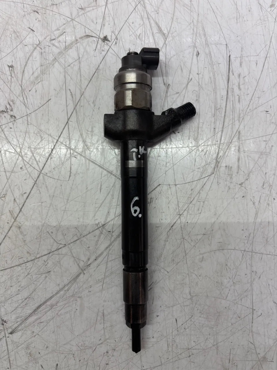 Tobera del inyector Ford Transit 2.2 TDCi P8FA 6C1Q-9K546-AC