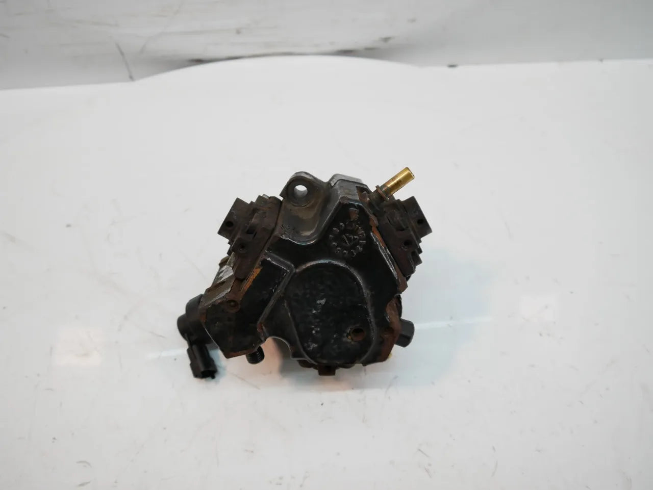 Bomba de alta presión Nissan NV400 2.3 M9T870 H8201045496 0445010250