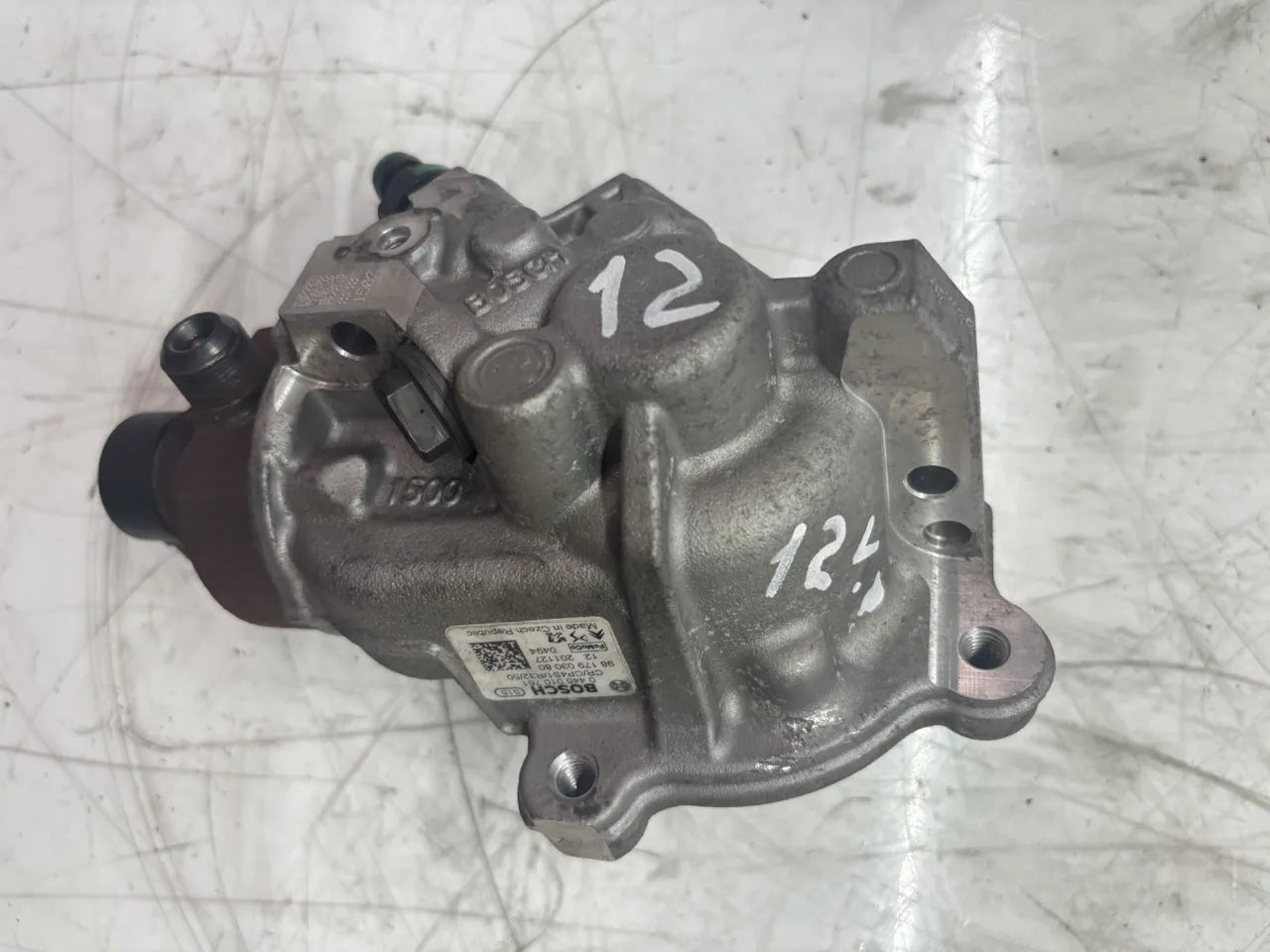 Bomba de alta presión Opel Combo E 1.5 Diesel D15DT DV5RD 9817903080