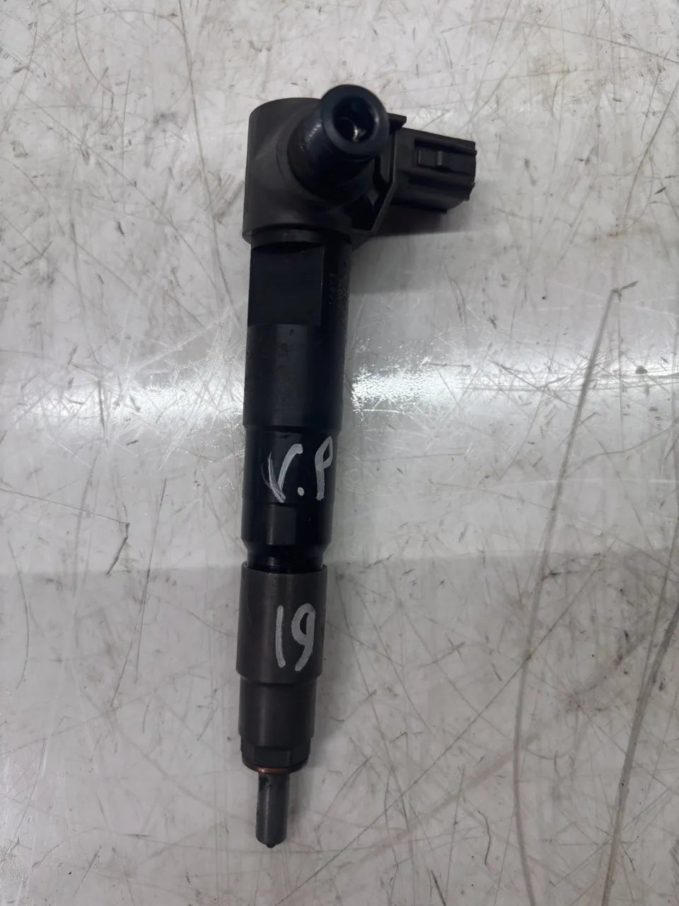 Inyector Subaru XV GP 2.0 D AWD EE20Z EE20 16613AA040