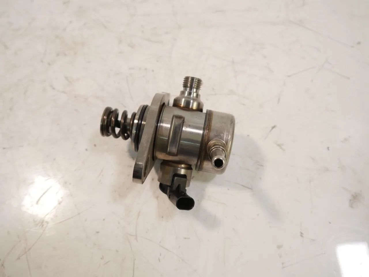 Bomba de combustible Opel Grandland Crossland 1.2 gasolina B12XHT LES 9812133780