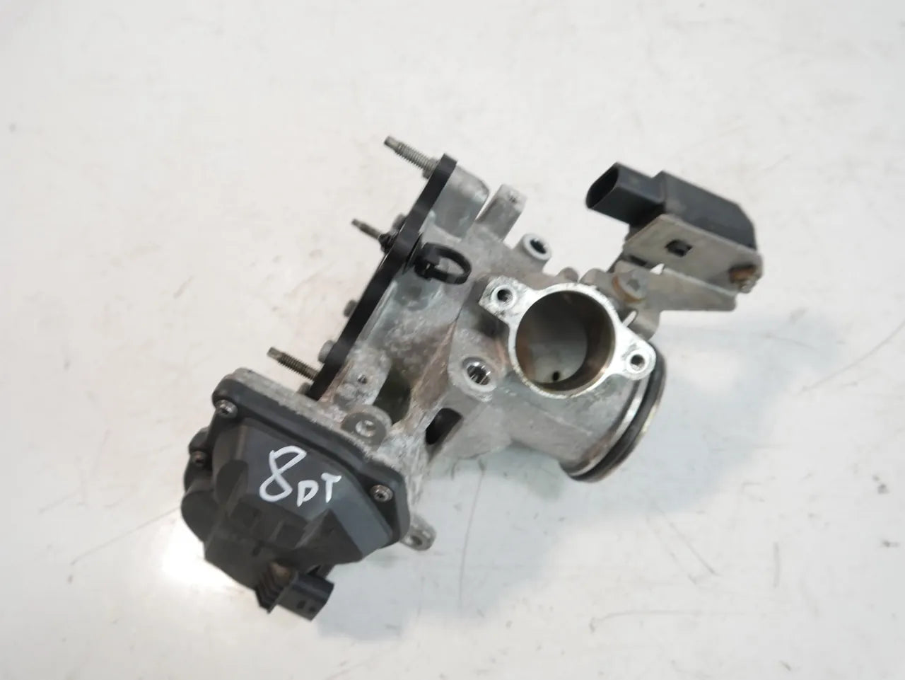 Válvula EGR Land Rover Discovery 2.0 Diesel 204DTD AJ20D4 G4D3-5H273-BB