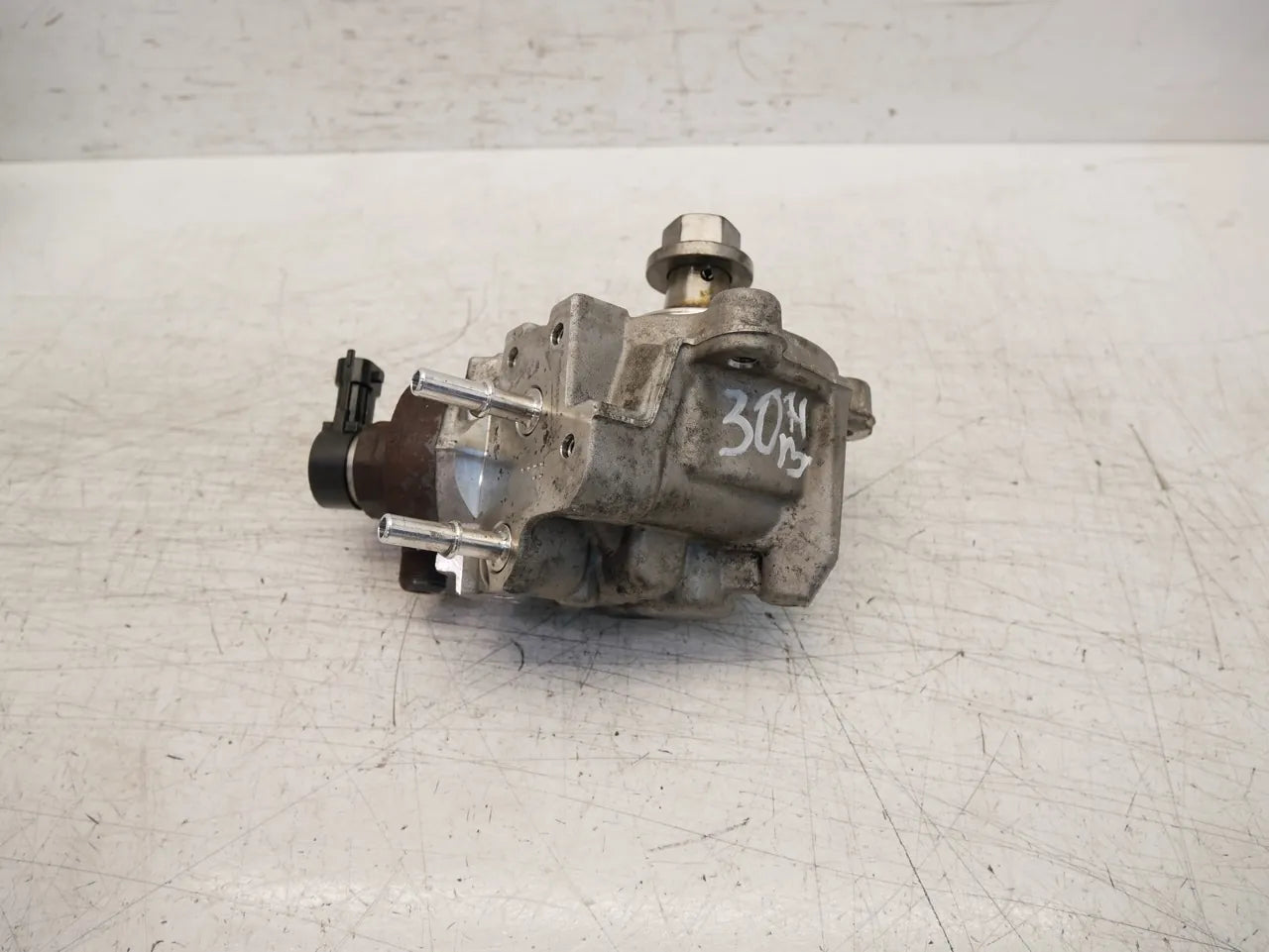 Bomba de alta presión Peugeot 308 II 1.5 BlueHDi YHY DV5RD YH01 9817903080