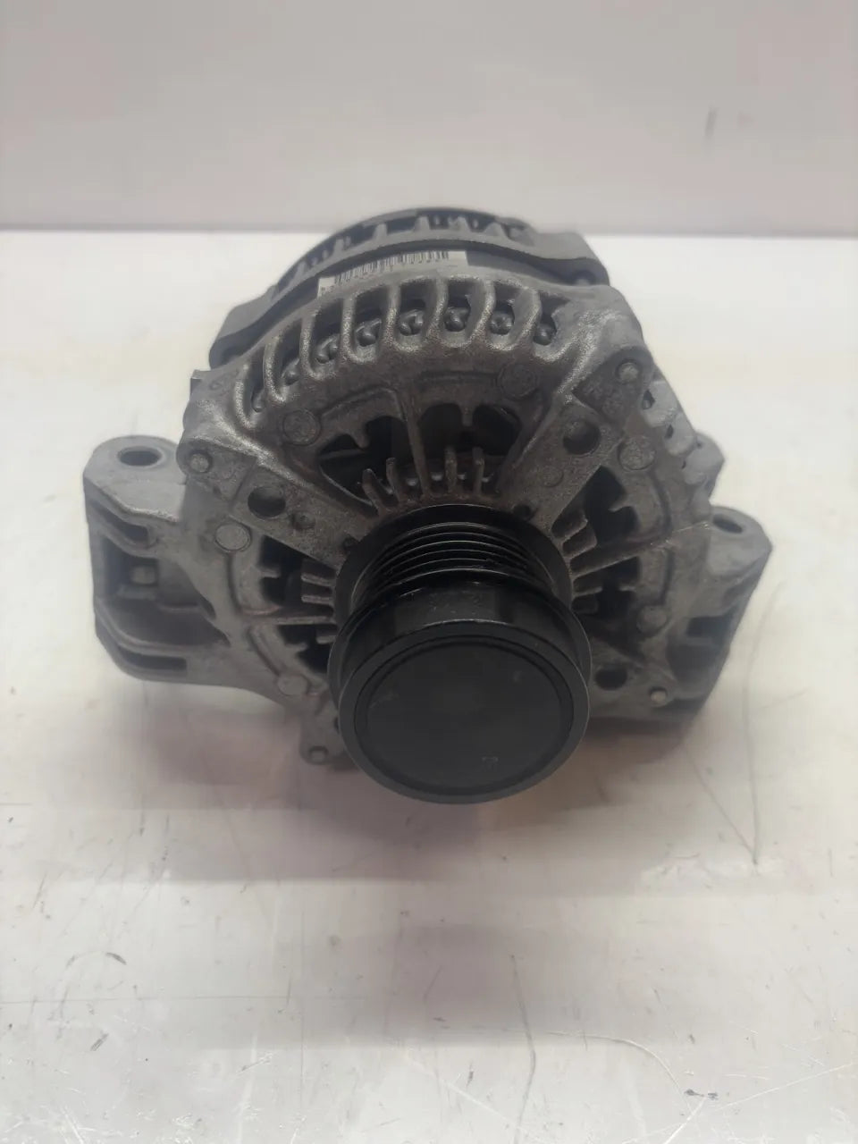 Alternador Alfa Romeo Giulia 952 2.9 gasolina 670053476 670050552