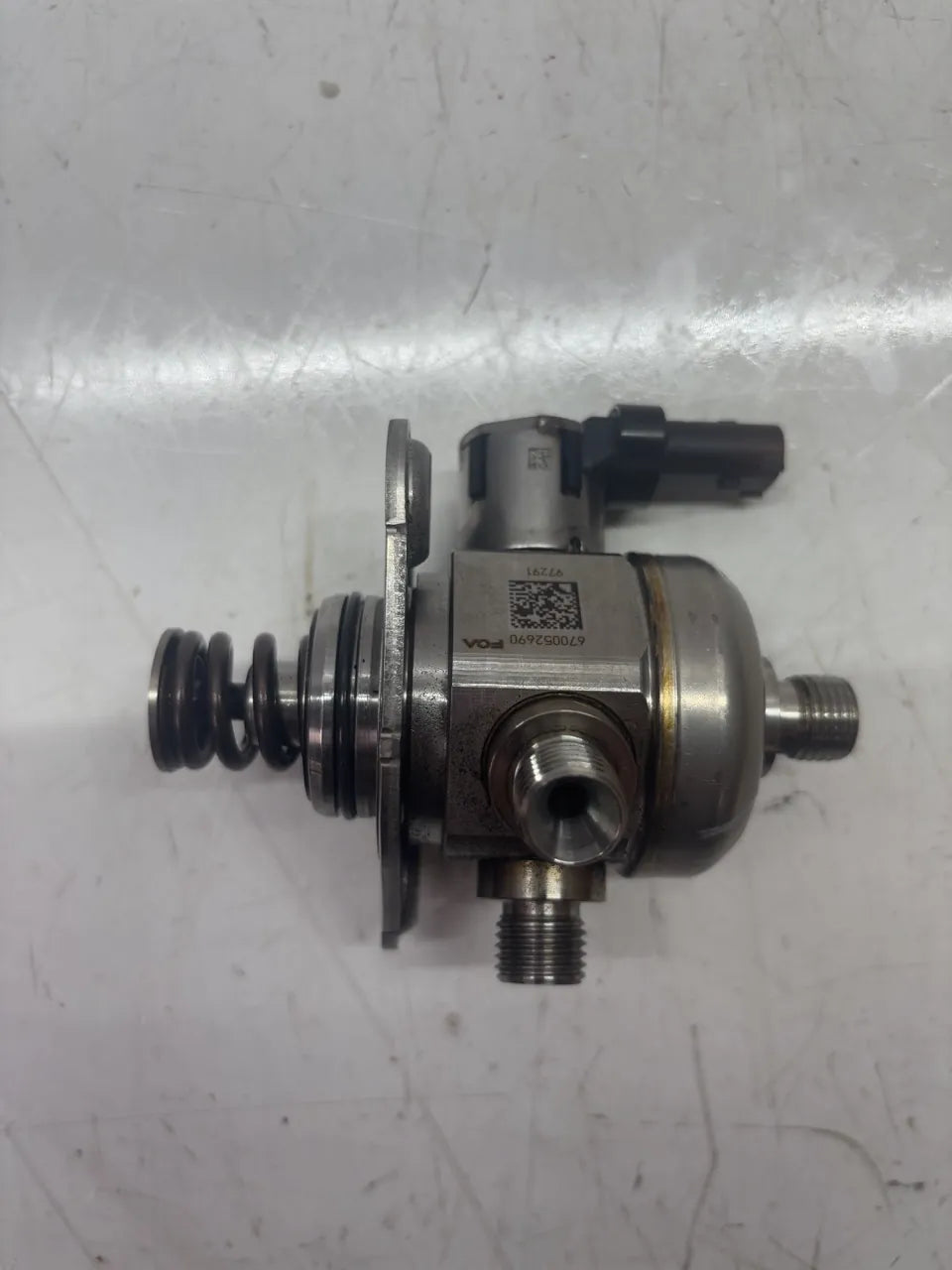 Bomba de combustible Alfa Romeo 2.9 gasolina 670053476 670052690