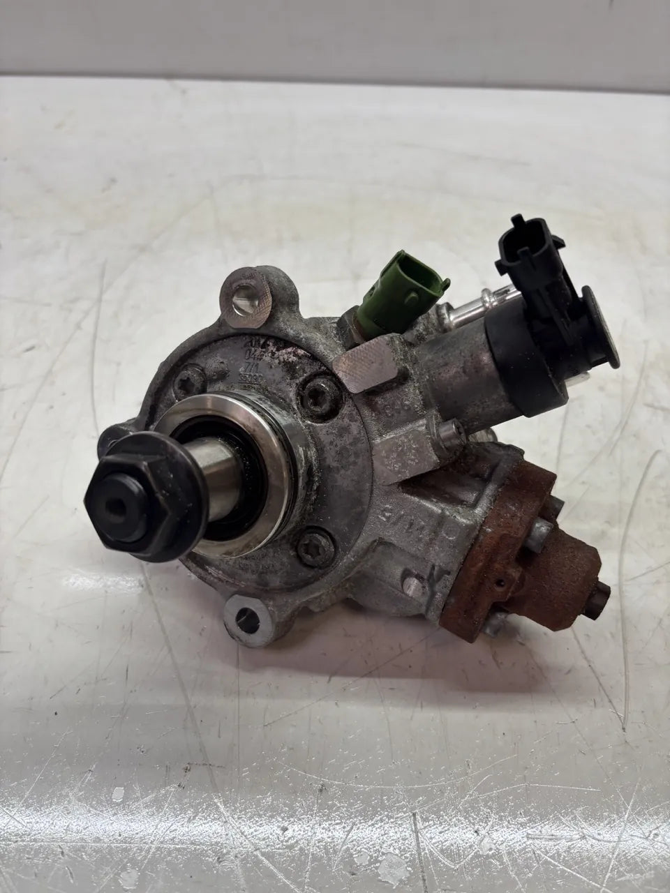 Bomba de alta presión Land Rover Evoque L538 2.0 D 204DTD AJ20D4 G4D3-9B395-AA