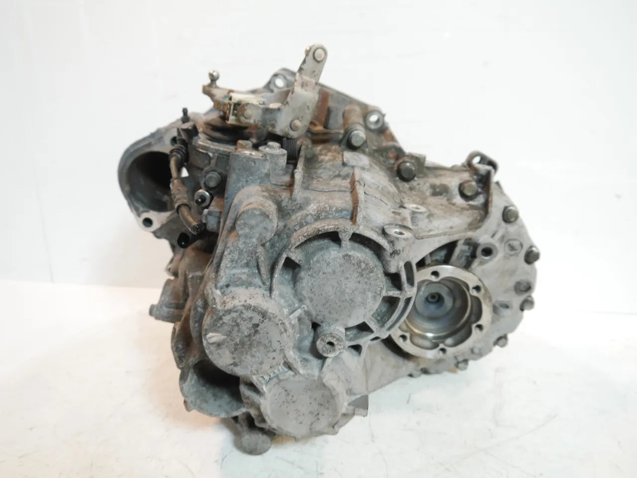 Caja de cambios manual Audi TT 1.8 T quattro APX DQB FHB FMN 02M300012 6 velocidades
