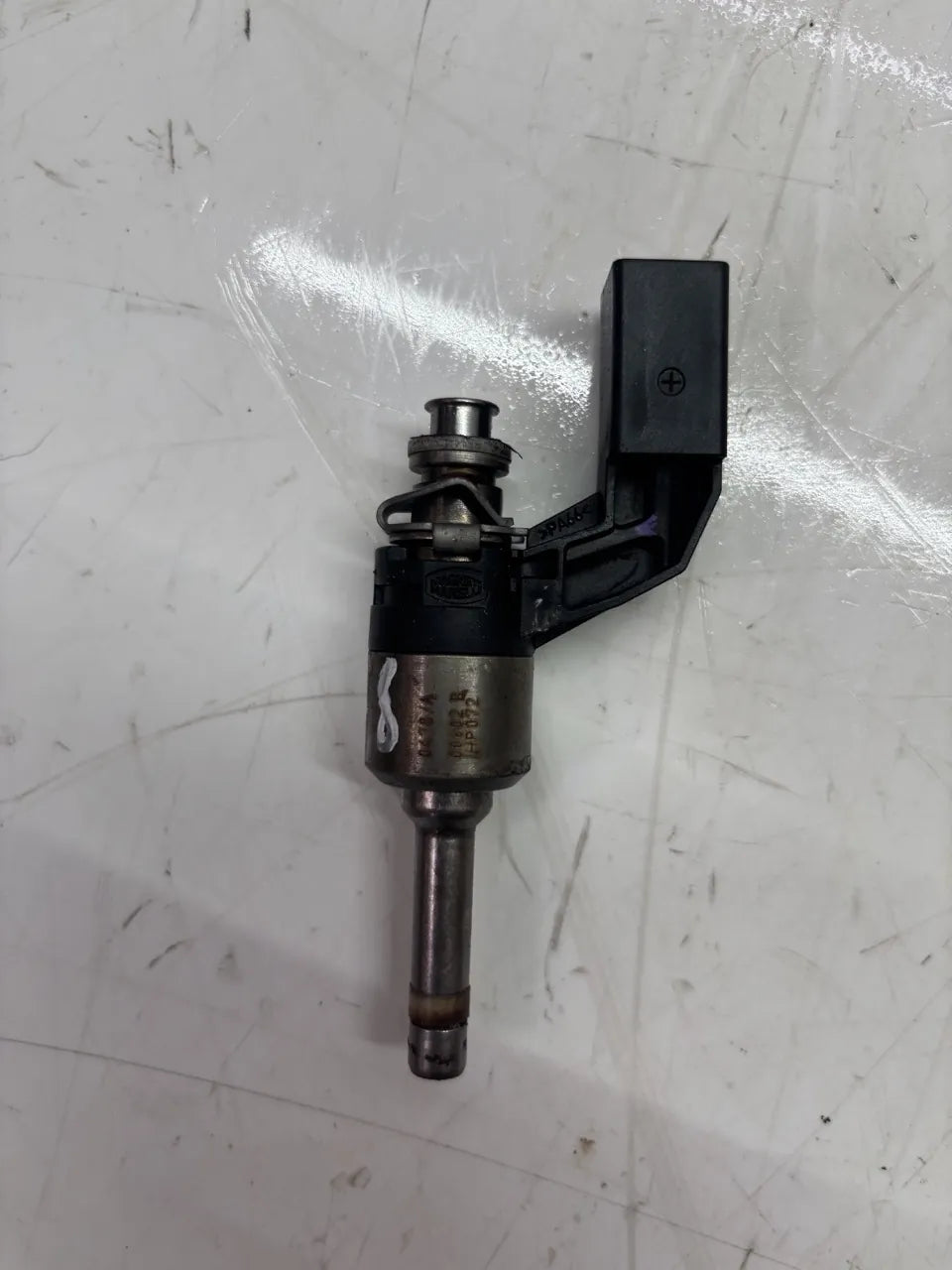 Inyector de combustible Volkswagen Golf VI Passat Scirocco Jetta 1.4 TSI CAXA CAX 03C906036F