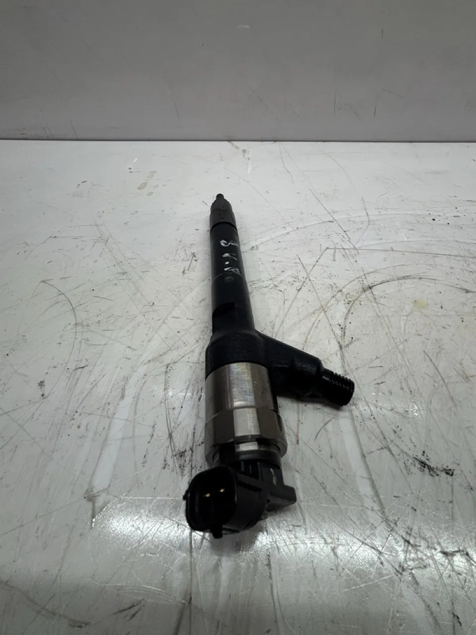 Inyector Opel Insignia B 1,6 CDTi B16DTH LVL 55570012