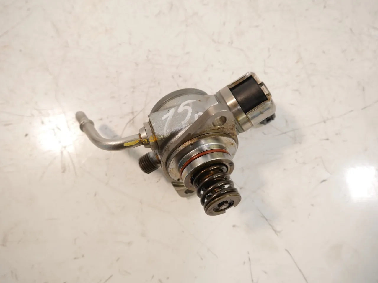 Bomba de combustible Volvo XC60 246 2.0 T4 B4204T31 31437903