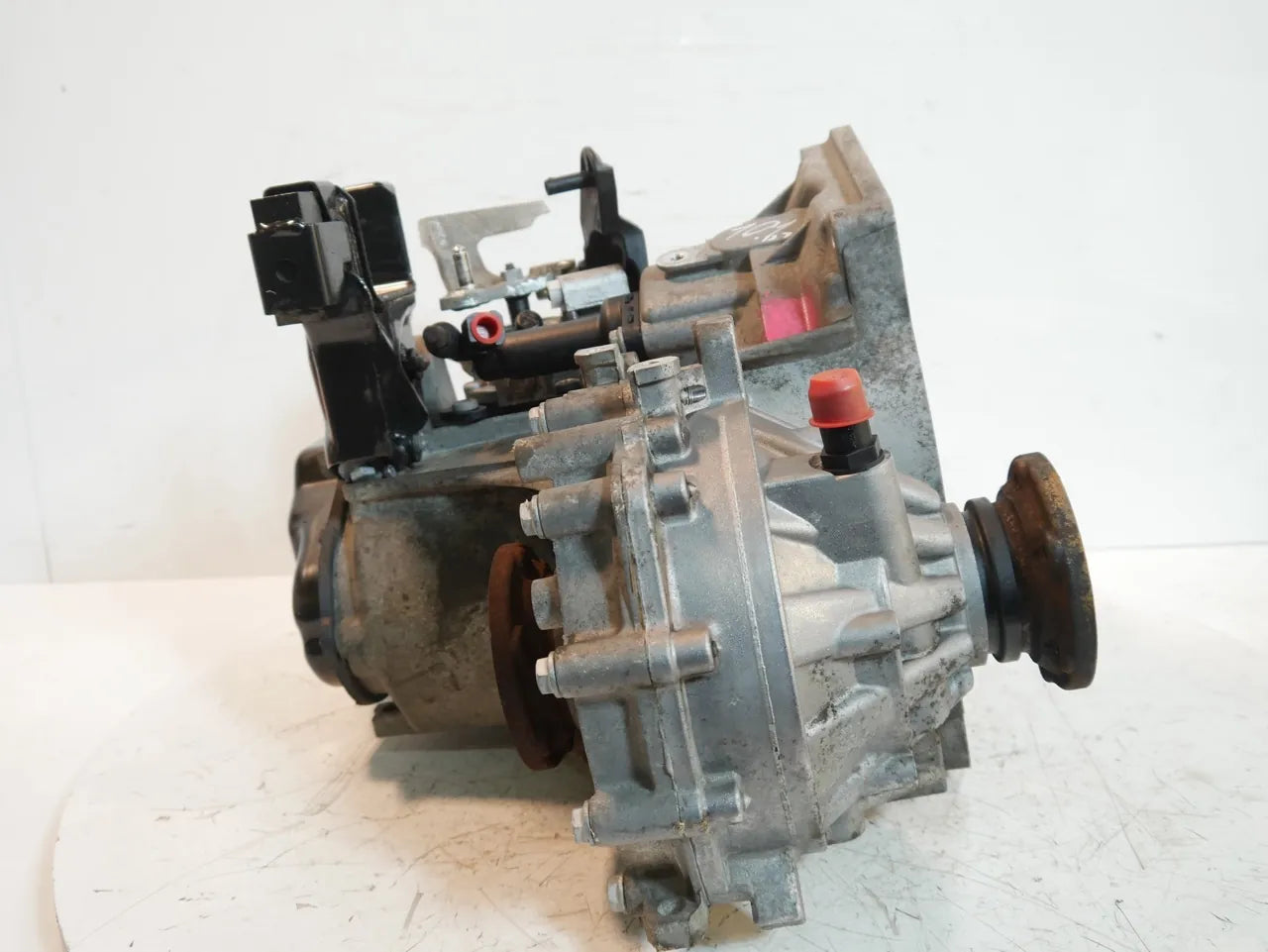 Transmisión Caja de cambios manual Volkswagen Polo 1.2 TDI CFWA CFW MZN MNY 02R300042R 5 velocidades
