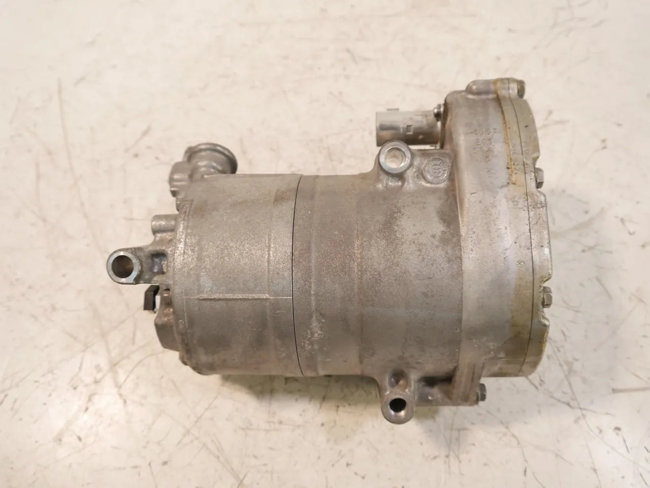 Compresor de aire acondicionado Volvo V90 2.0 T8 Hybrid B4204T35 B42 31694654