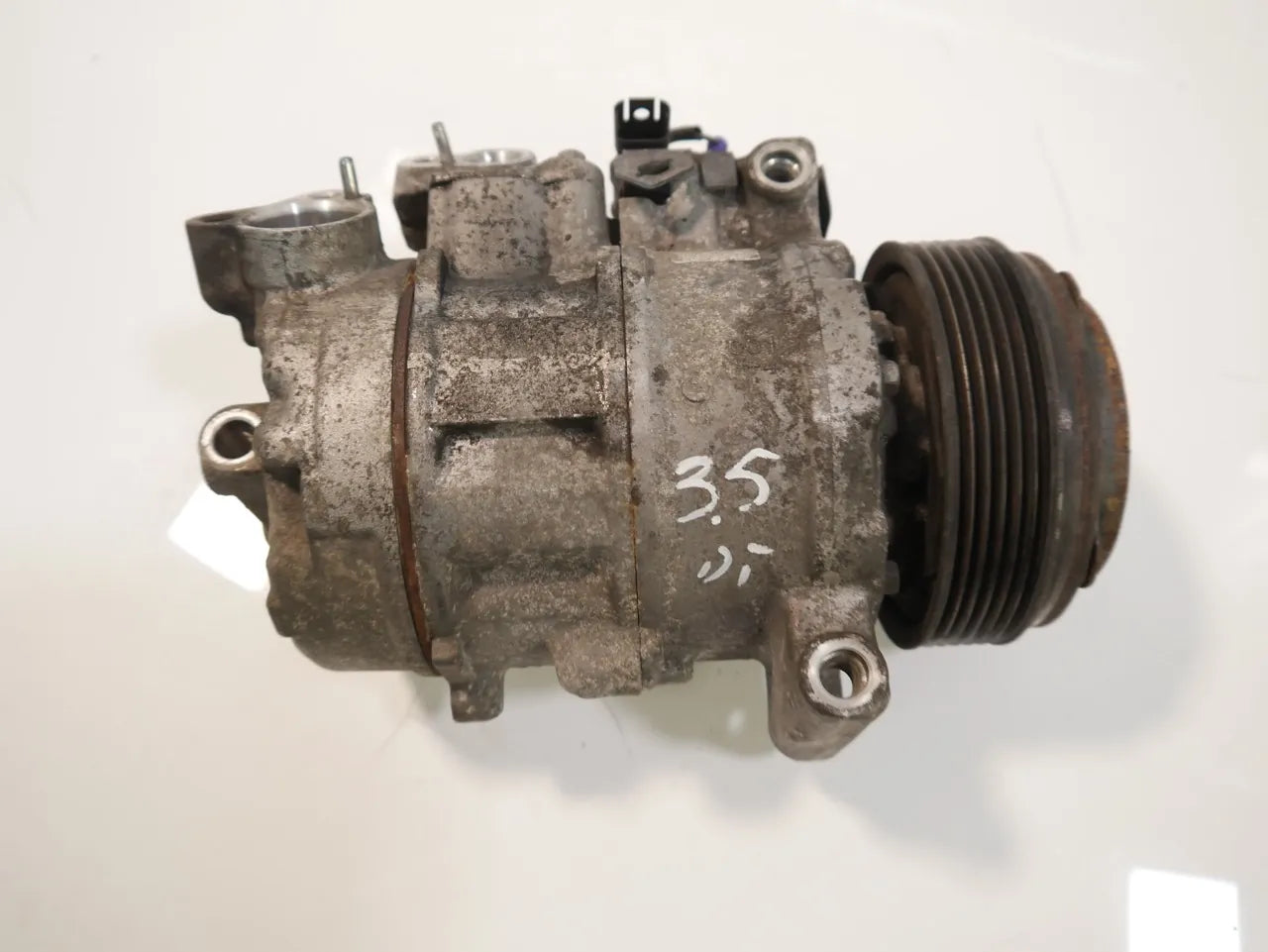 Compresor de aire acondicionado BMW X1 E84 2.0 sDrive 18 d N47D20C N47 447260-1852