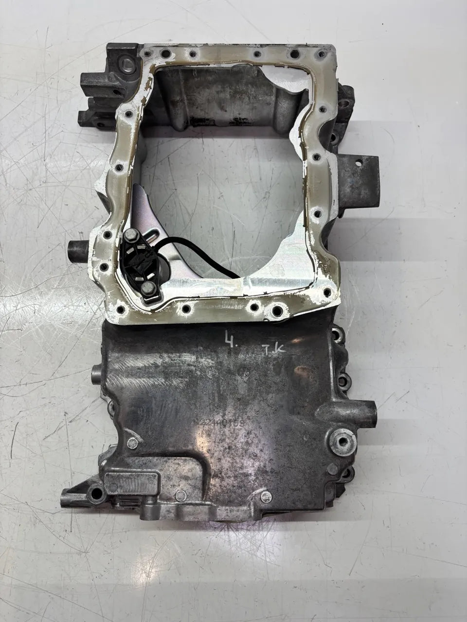 Carter de aceite Chevrolet Malibu 2.0 gasolina LTG 12654987