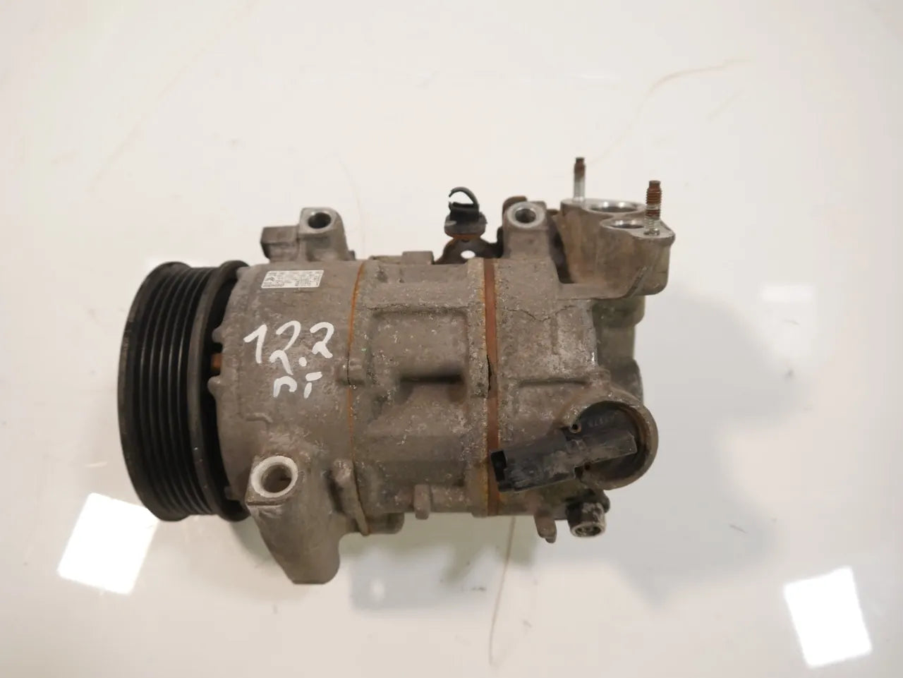 Compresor de aire acondicionado Citroen DS5 2.0 BlueHDi AHX DW10FD 9675655880
