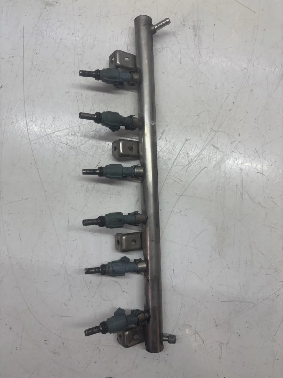 Rampa inyectora Porsche Cayenne 9PA 3.2 gasolina M02.2Y M02 02.2Y 022133315J