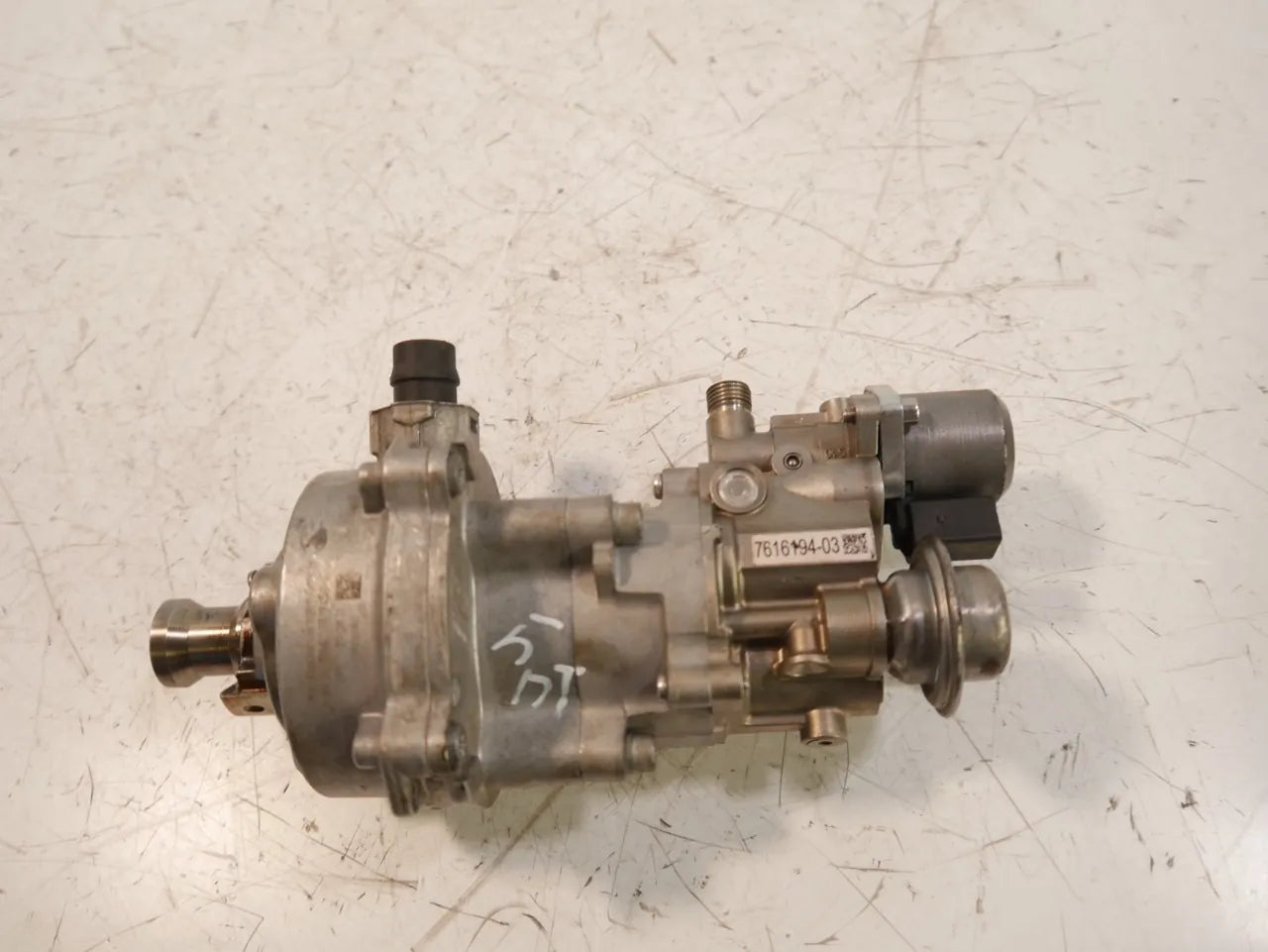 Bomba de combustible BMW Serie 7 F01 F02 F03 F04 3.0 740 i Li N54B30A N54 7616194