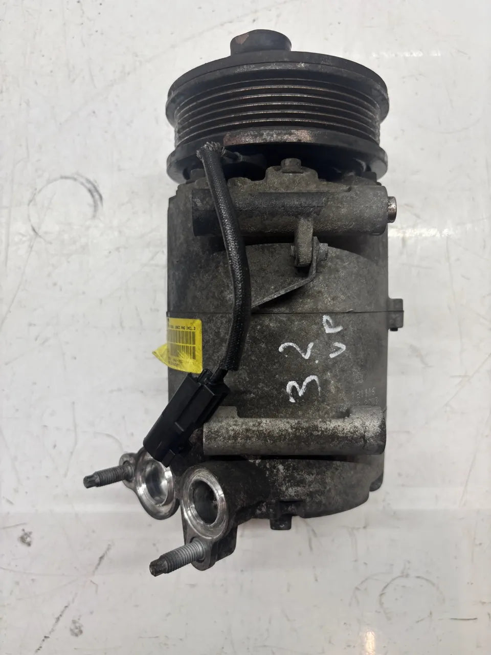 Compresor de aire acondicionado Ford Galaxy II 2.0 TDCi TXWA AV61-19D629-DC