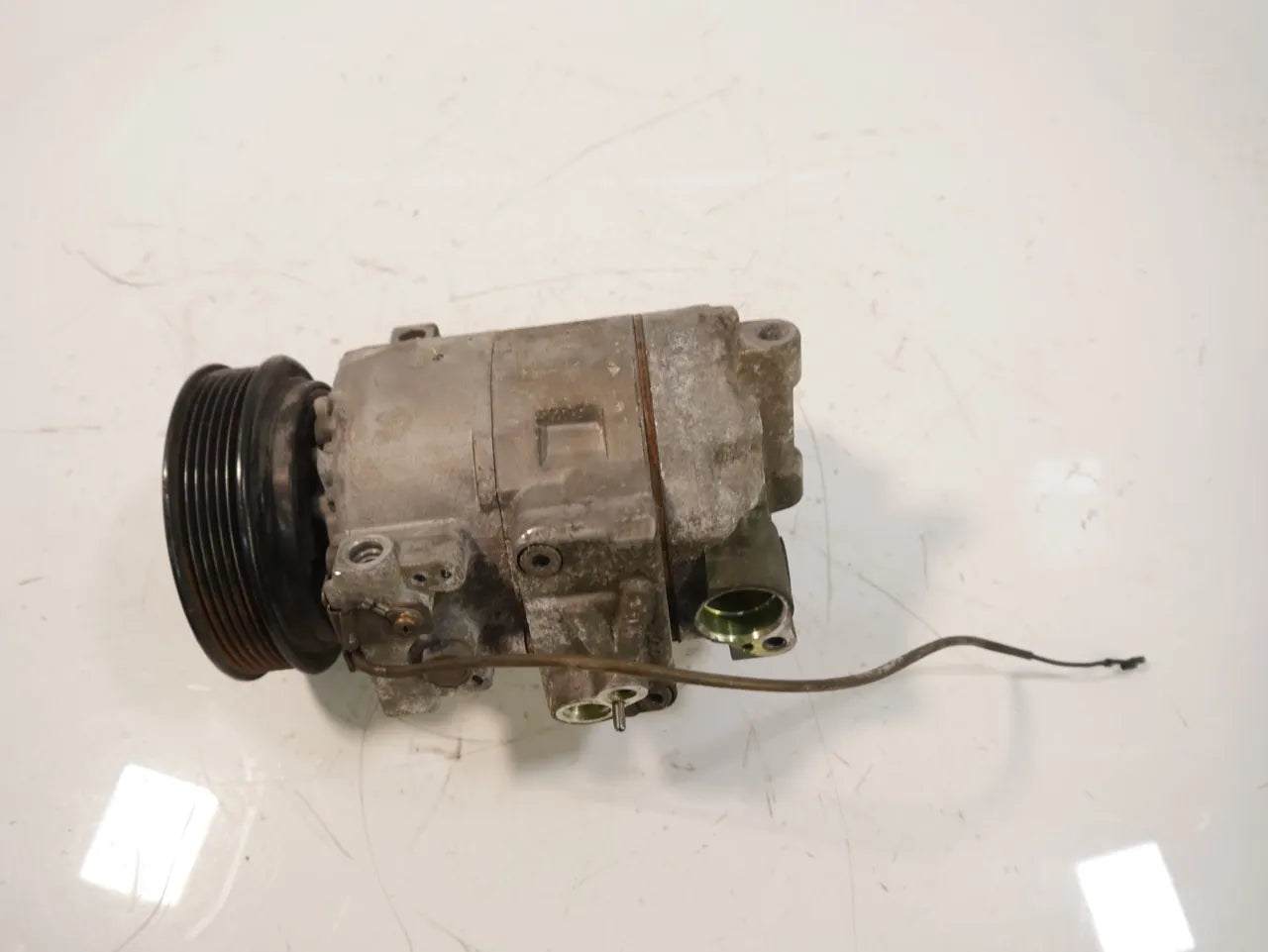 Compresor de aire acondicionado Porsche Boxster 986 2.5 M96.20 96.20 M96 447200-9613