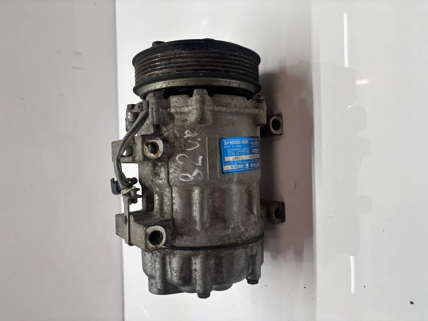 Compresor de aire acondicionado Volvo V50 2.0 D D4204T 3M5H-19D629-HE