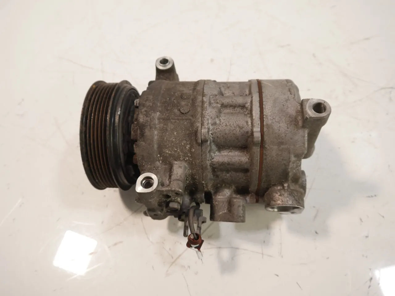 Compresor de aire acondicionado Audi A4 B8 A5 A6 C7 Q5 2.0 TDI CNHA CNH 8T0260805S