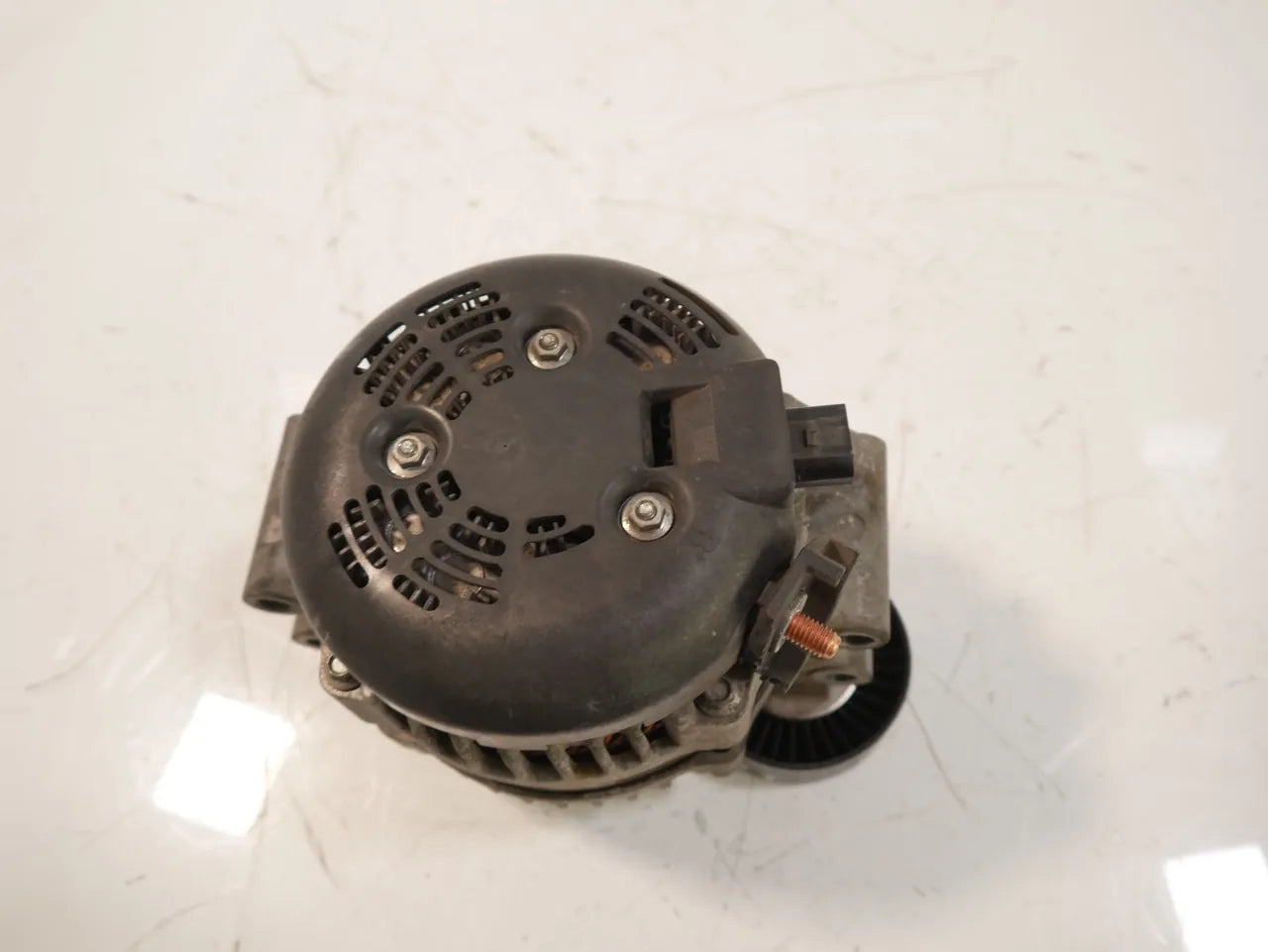 Alternador BMW Serie 3 E90 2.0 318 i N43B20A N43 7550468