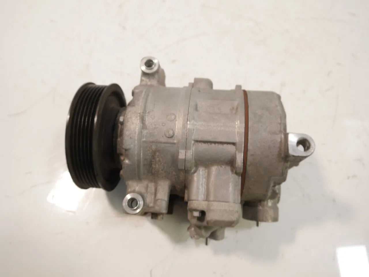 Compresor de aire acondicionado Audi Volkswagen A1 Rapid Golf Passat 1.4 TSI CAXA CAX 1K0820859T